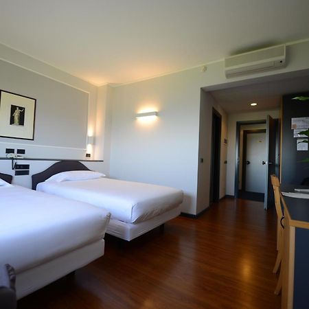 Hotel Mamiani & Relaxing Spa Urbino Kamer foto
