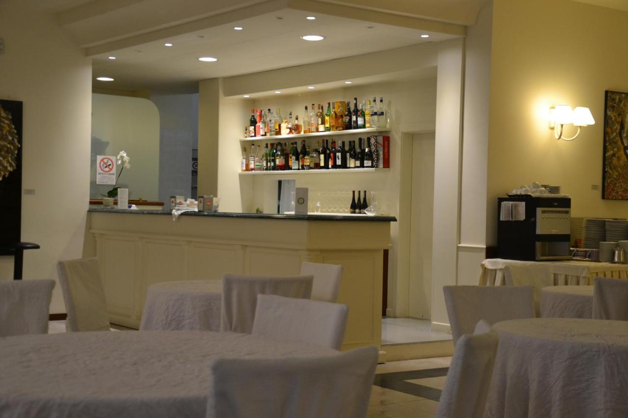 Hotel Mamiani & Relaxing Spa Urbino Buitenkant foto